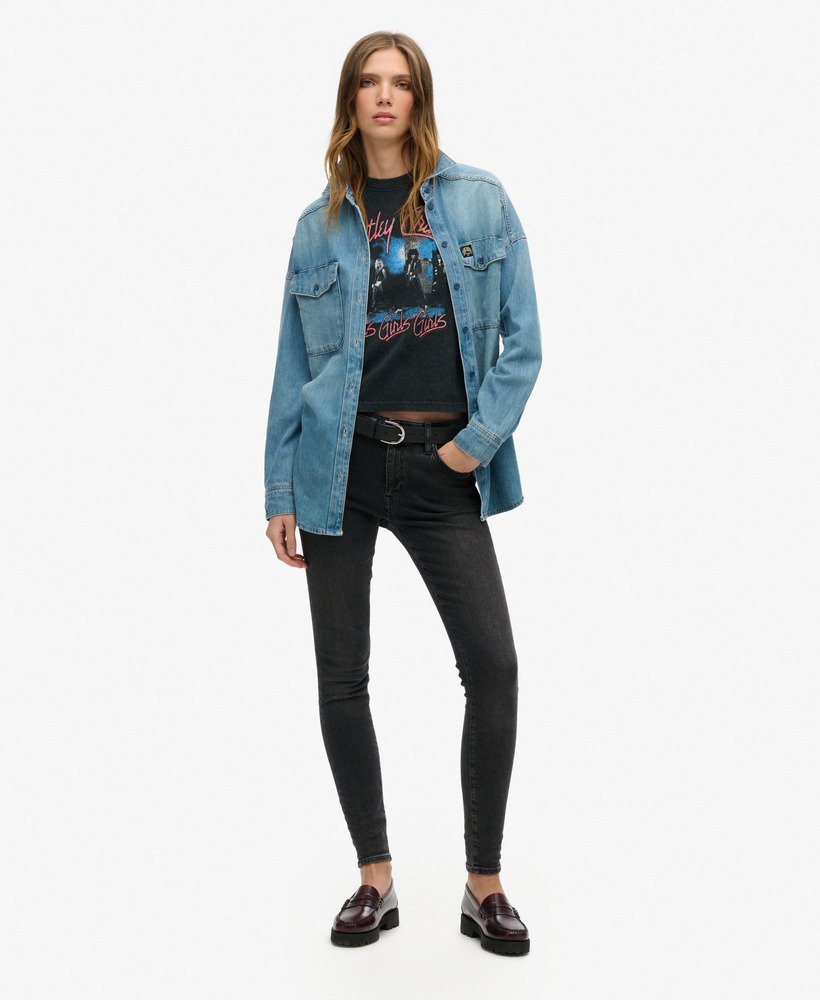 camiseta de manga curta motley crue x superdry na cor preta mid amp