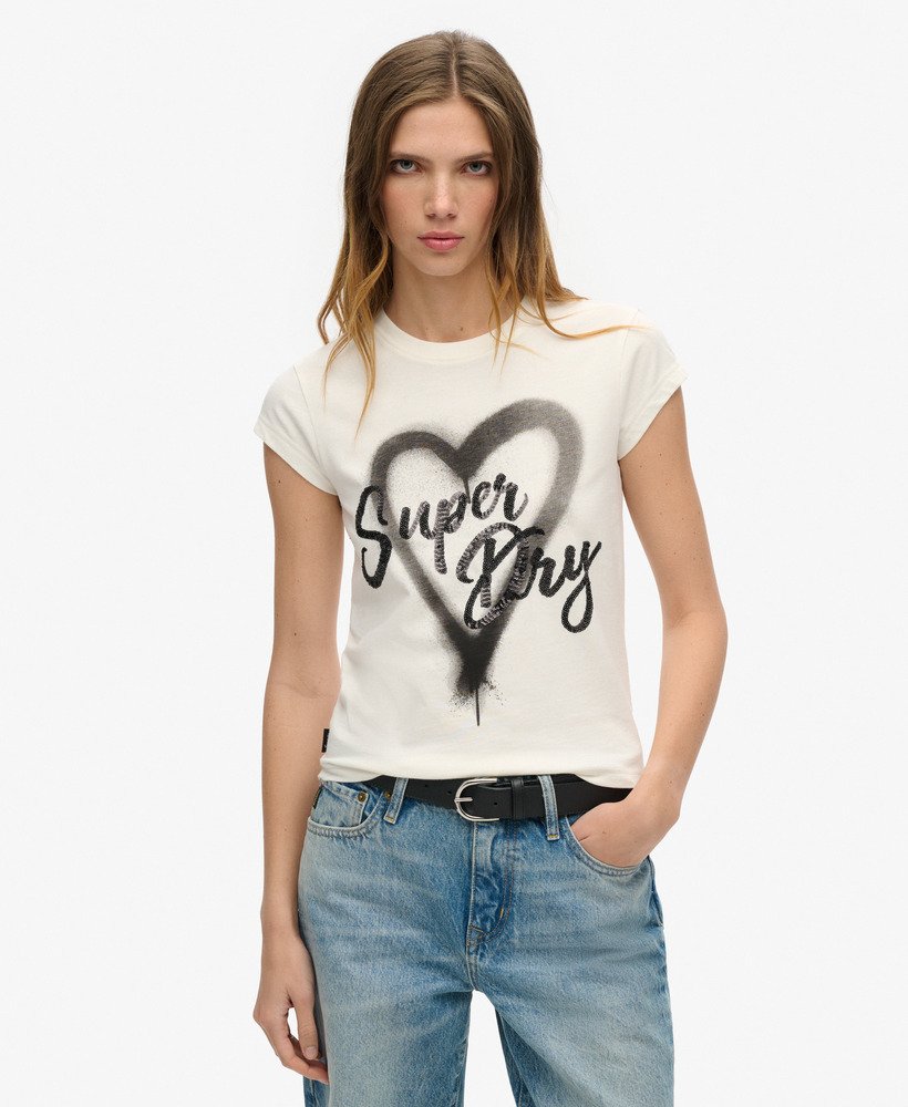 camiseta punk com mangas curtas e detalhes bordados na cor branco inverno