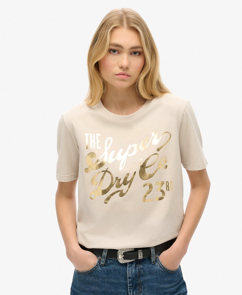 camiseta relaxed luxe metallic logo na cor off grey