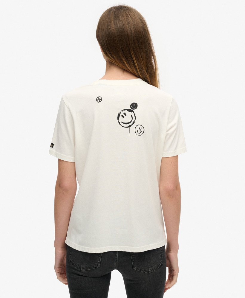 camiseta lo-fi punk poster relaxed na cor branco inverno