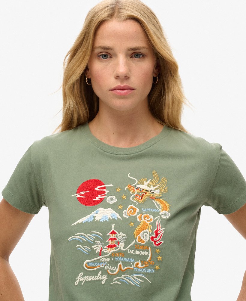 camiseta suika bordada e ajustada na cor cáqui louro