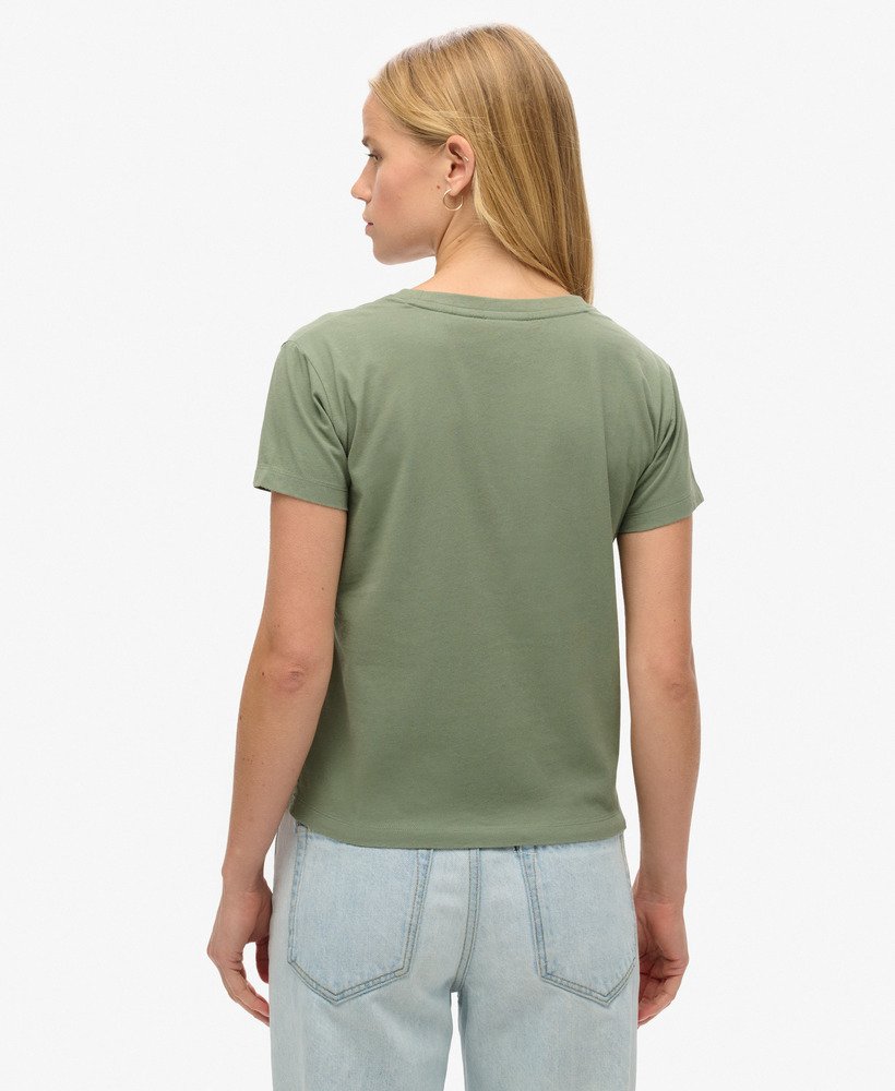 camiseta suika bordada e ajustada na cor cáqui louro