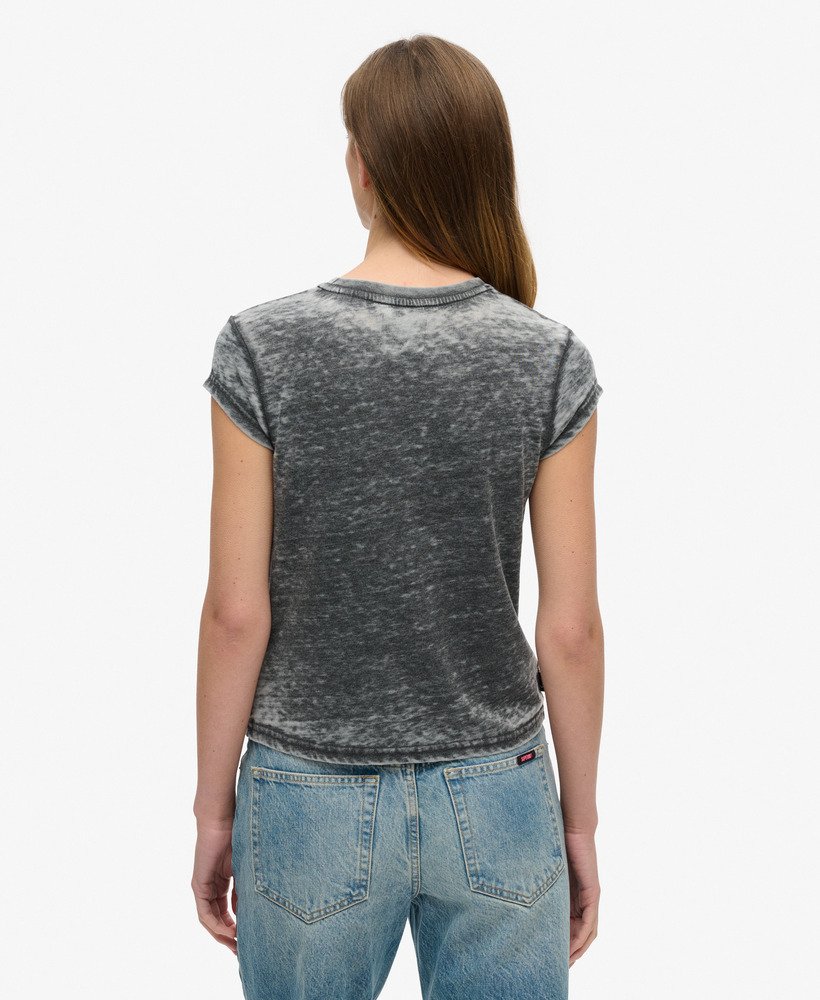 camiseta preta com estampa de rock para motociclistas.