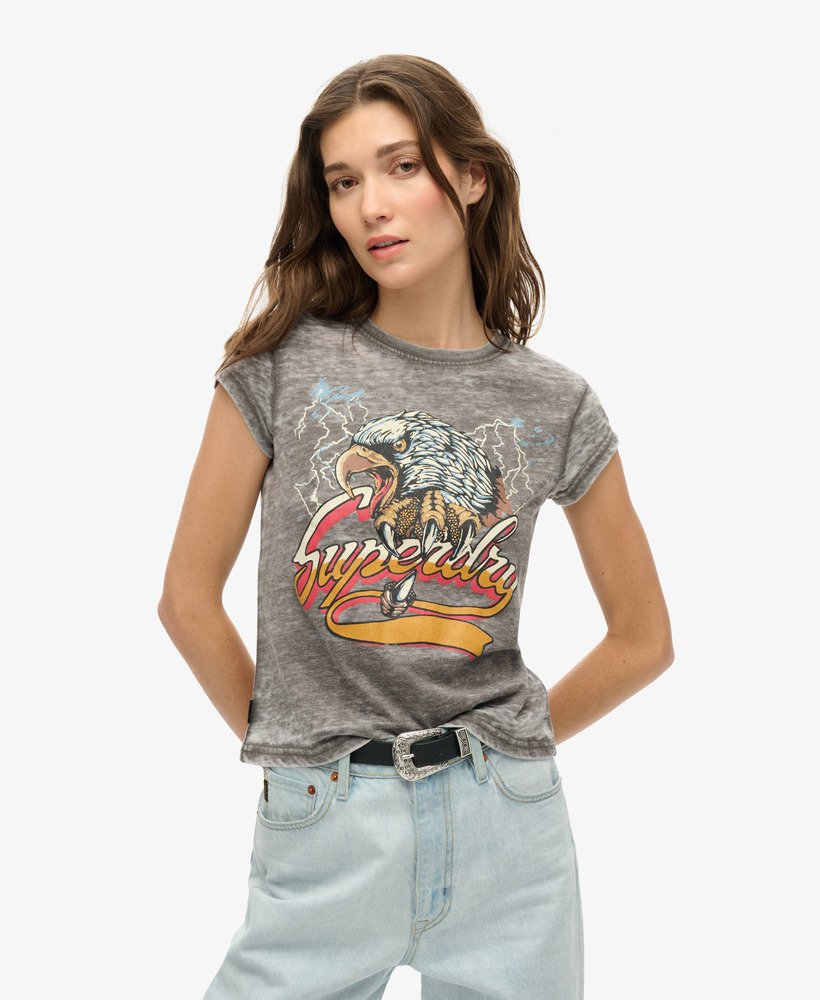 camiseta biker rock com estampa gráfica na cor preto vintage