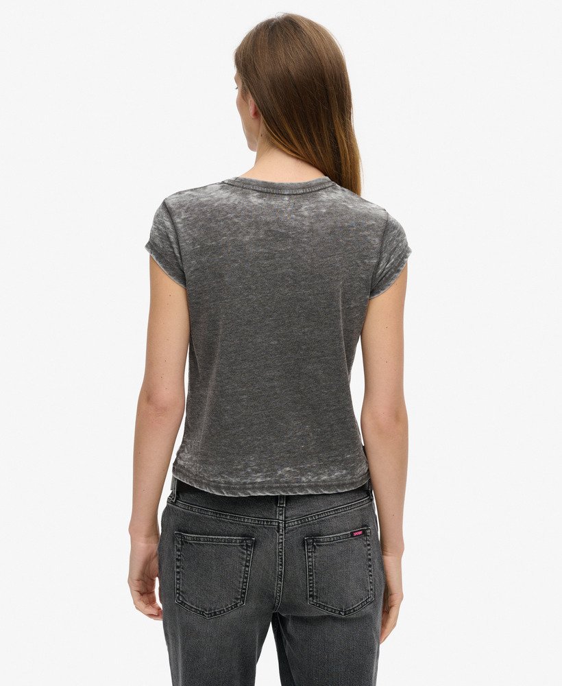 camiseta biker rock graphic na cor bison black