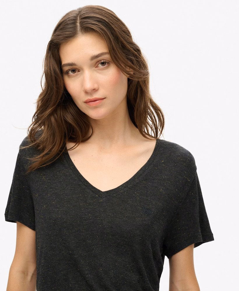 Camiseta Studios Slub com decote em V bordada