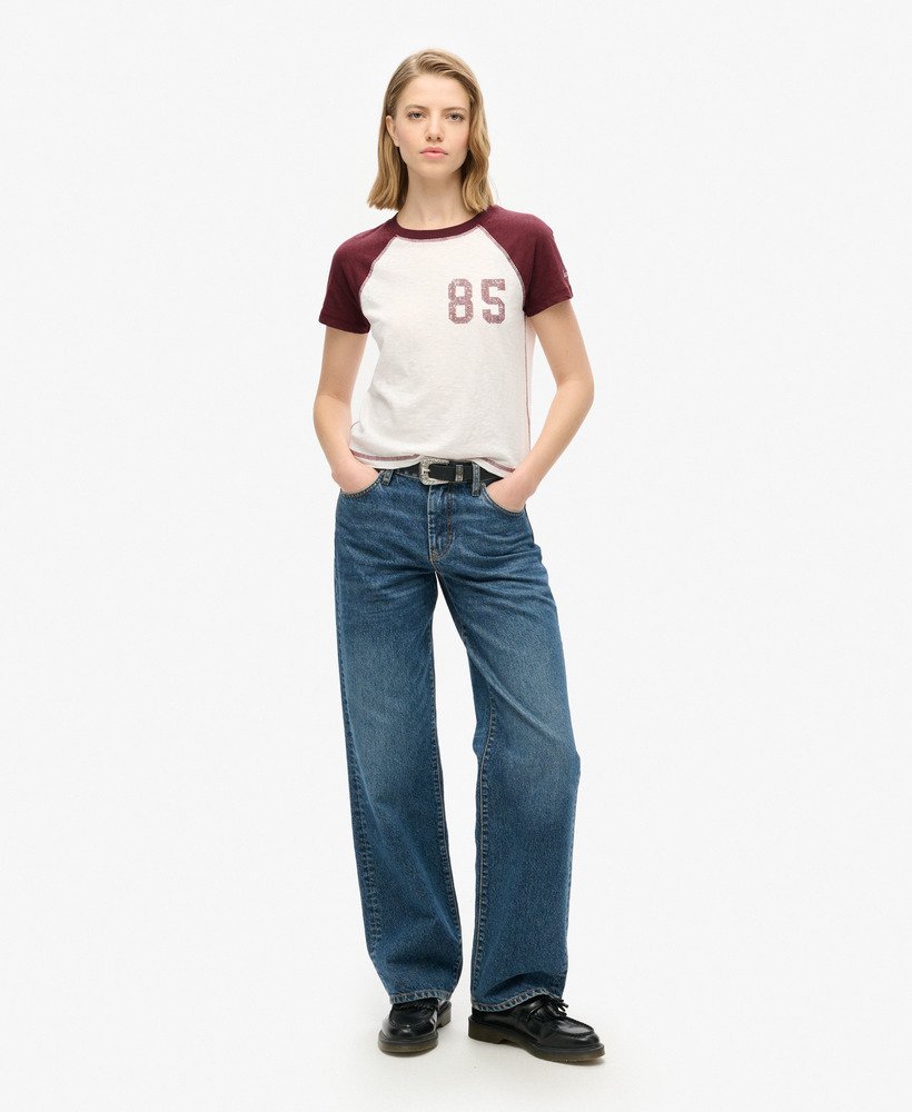 camiseta raglan athletic essentials na cor vermelho portobranco off-white