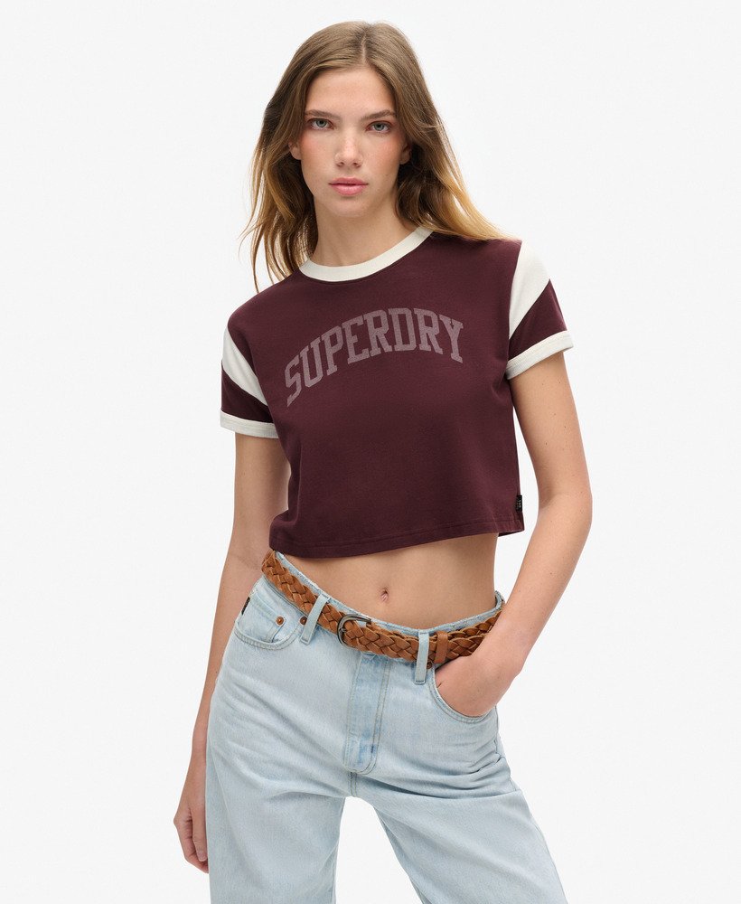 camiseta athletic essentials graphic ringer na cor vermelho porto
