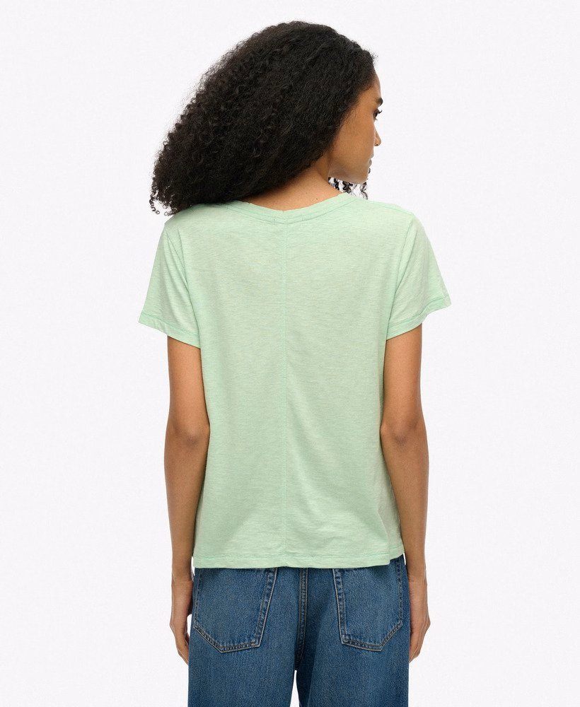 Camiseta com decote em V bordada em tecido texturizado