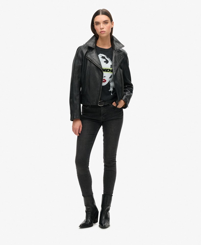 camiseta blondie x superdry fitted na cor preta