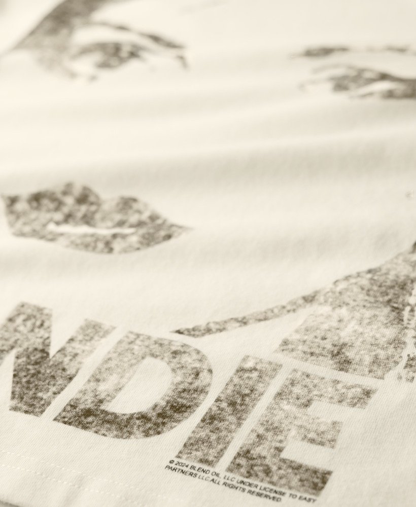camiseta blondie x superdry fitted na cor off white