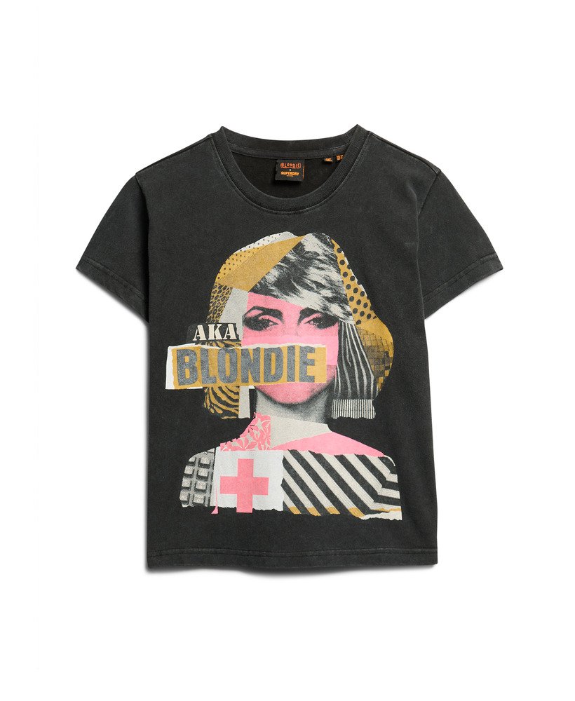 camiseta blondie x superdry fitted na cor preta lavada