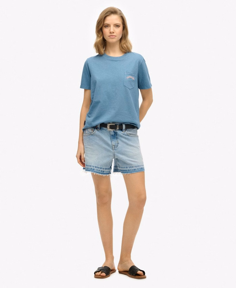 Camiseta Essential Logo com Bolso e Estampa Tingida em Peça