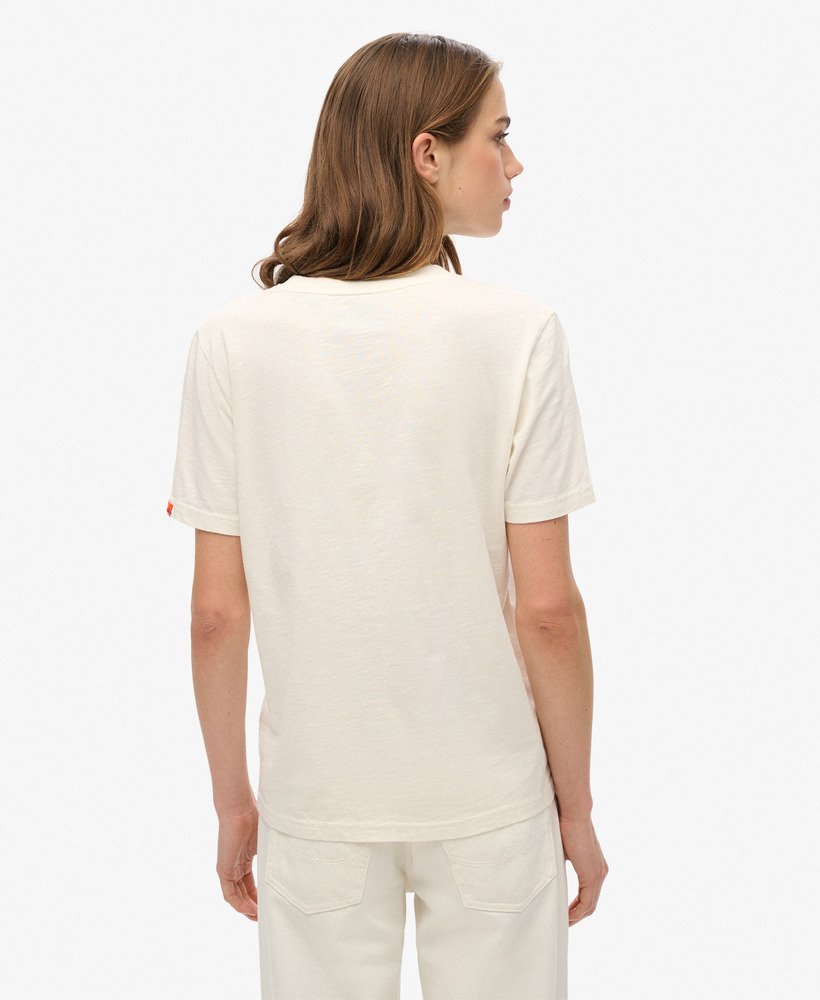 camiseta vintage logo tokyo relaxed em tecido new chalk white slub