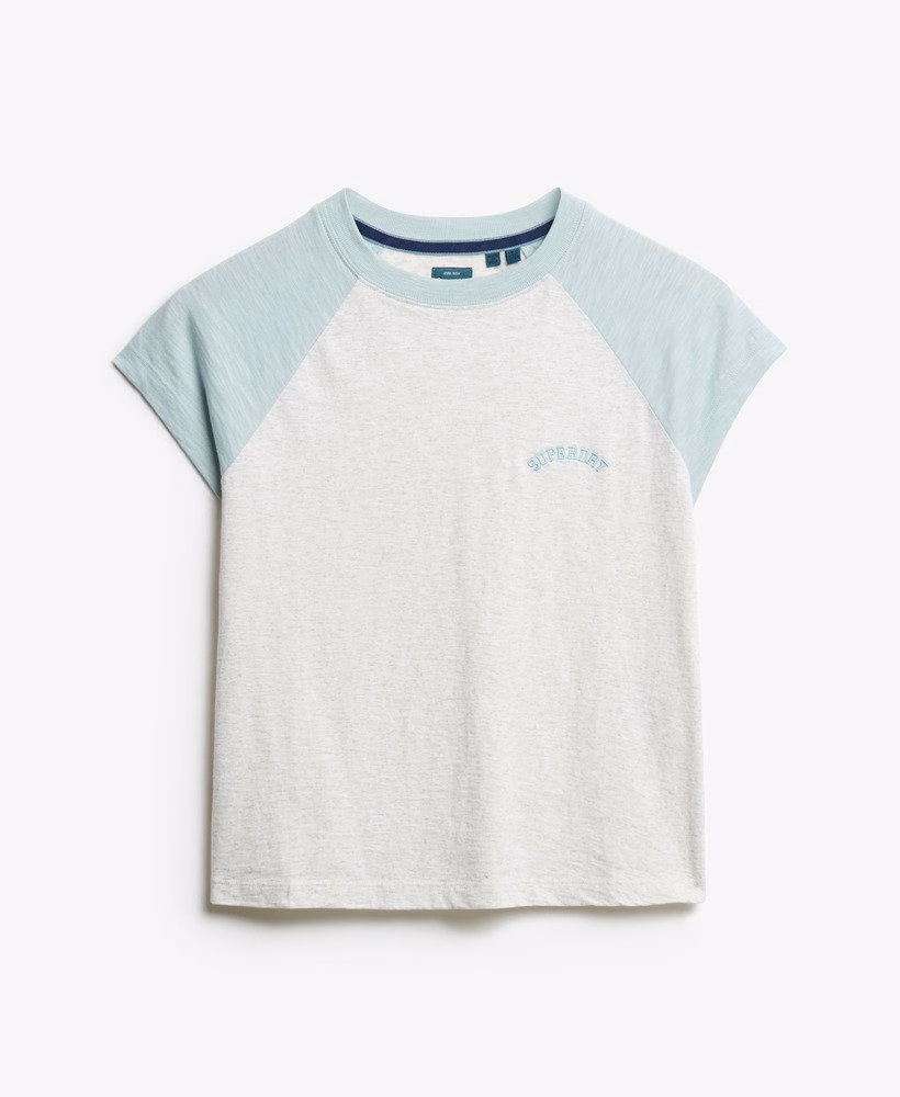 Camiseta Raglan Essential Logo em Algodão Orgânico