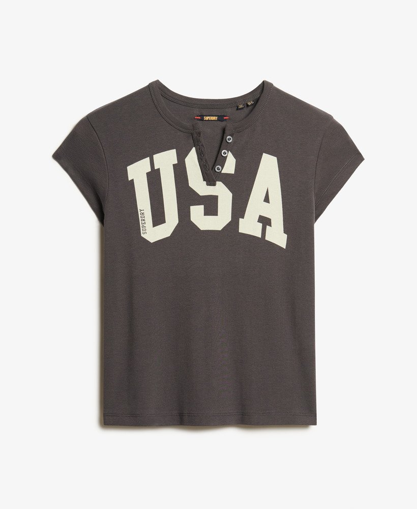 camiseta essencial esportiva com decote em v e estampa na cor carvÃo