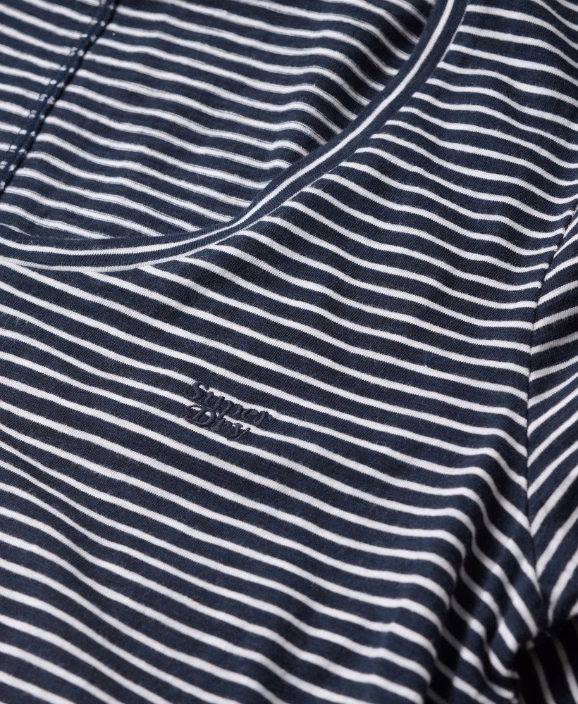 Camiseta Studios com decote redondo