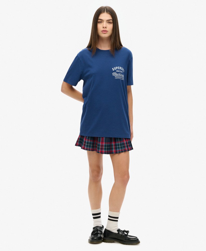 camiseta oversized copper label com estampa no peito na cor azul médio da pilot.