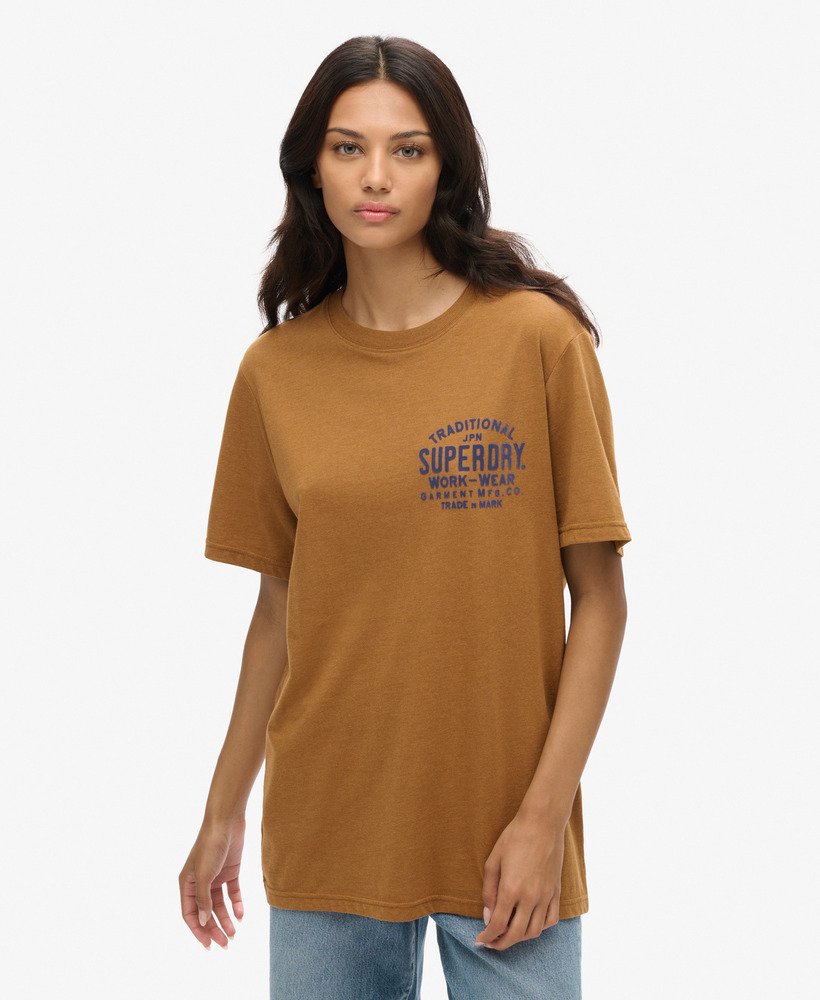 camiseta oversized para trabalho fabricada em tecido na cor marrom tabaco mesclado escuro.