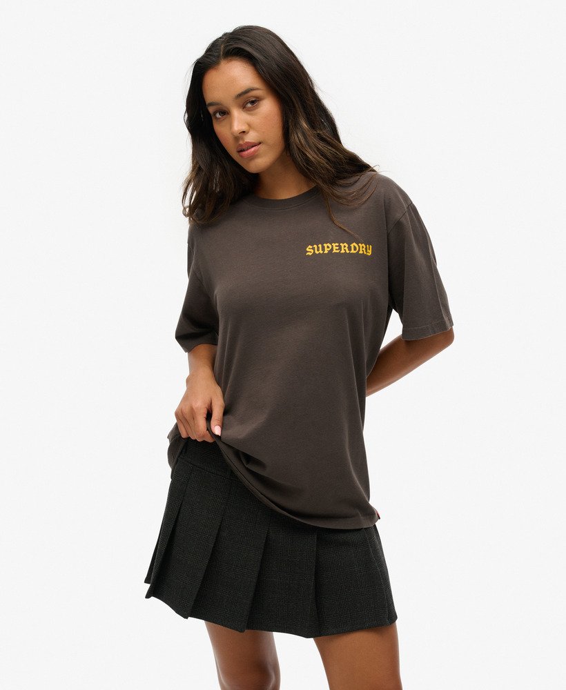 camiseta oversized com estampa de tatuagem na cor preta vintage.