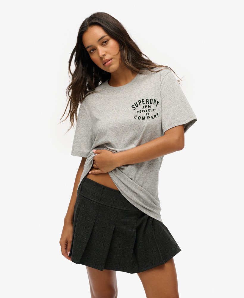 camiseta oversized para trabalho fabricada em tecido na cor cinza mesclado.
