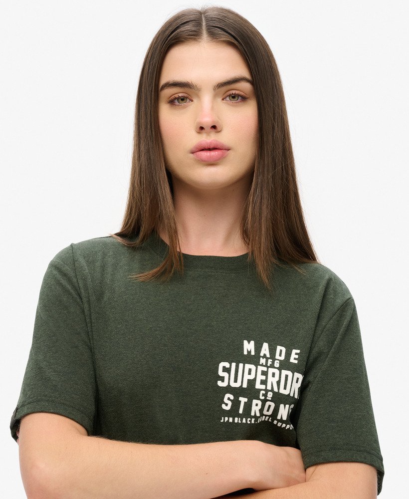 camiseta oversized para trabalho fabricada em tecido na cor verde-oliva escuro mesclado.