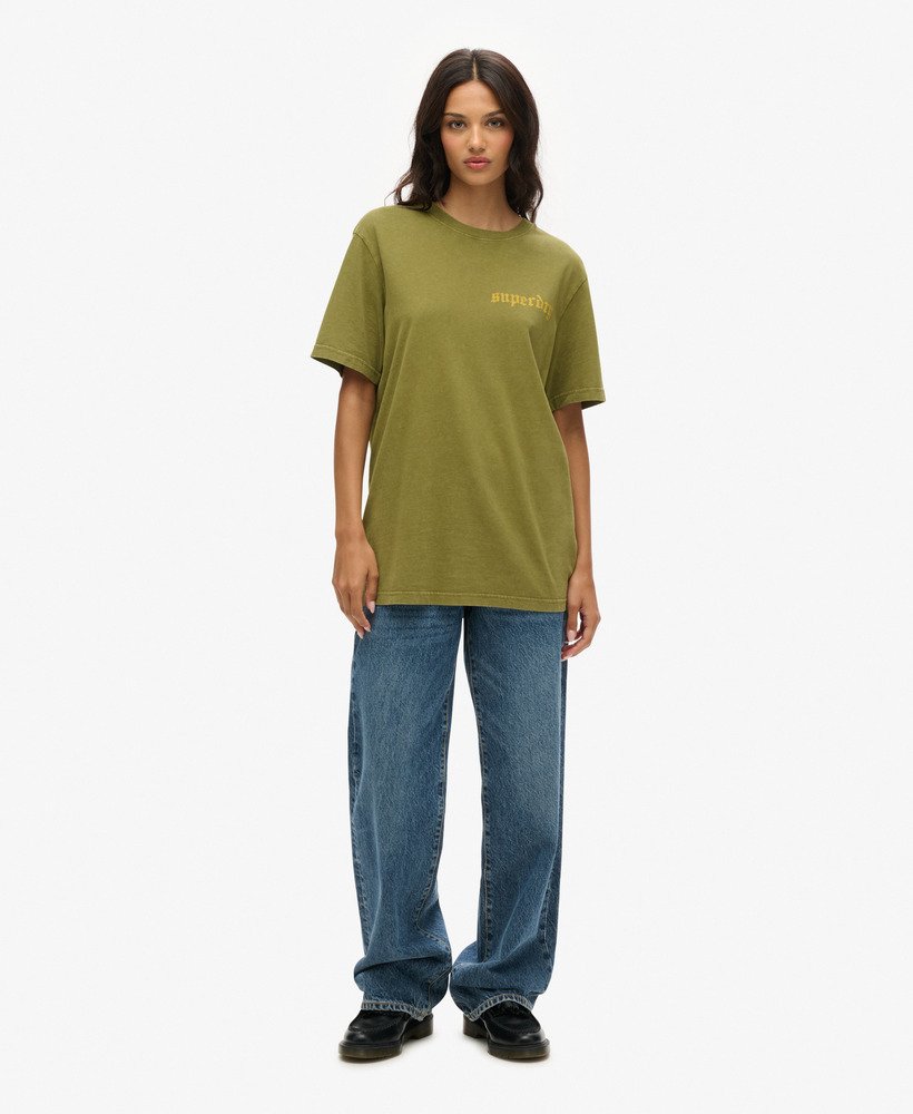 camiseta oversized com estampa de tatuagem na cor cáquioliva