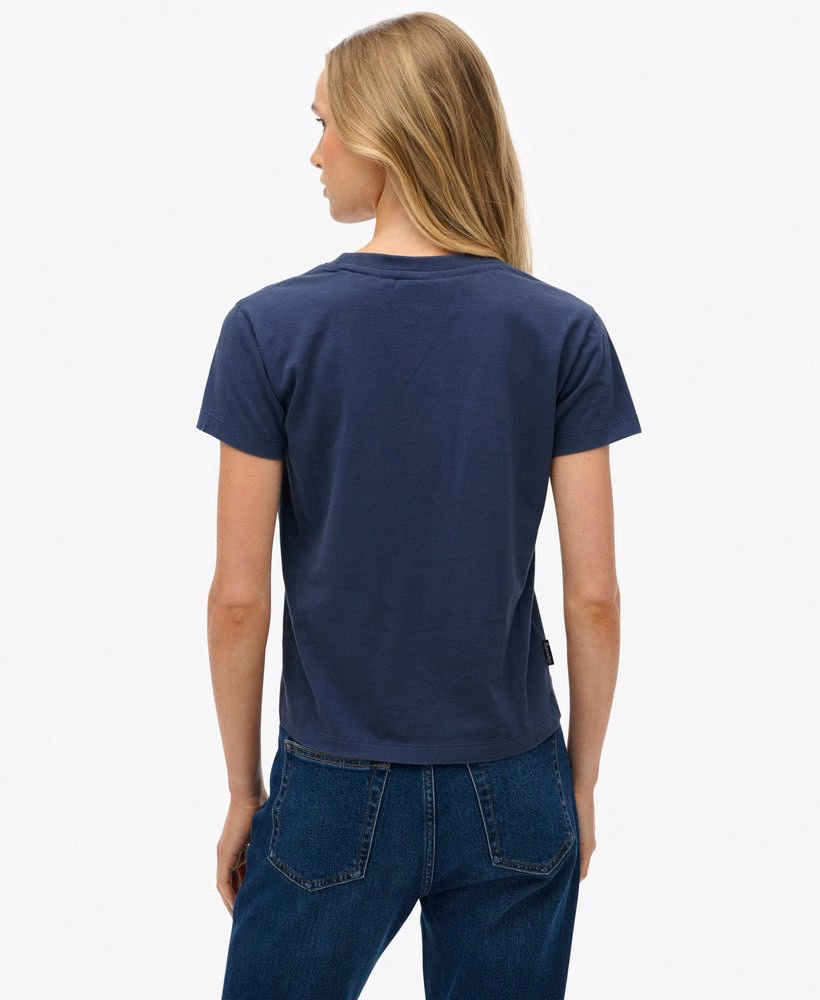 Camiseta Ajustada com Logo Essencial