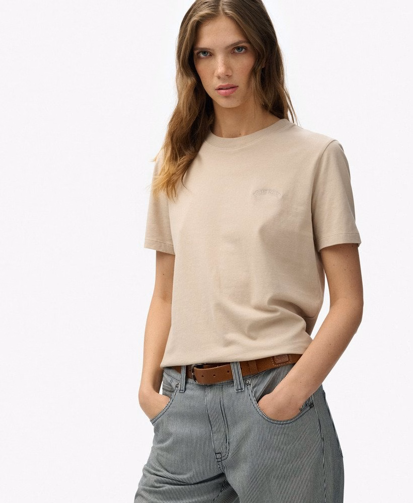Camiseta Essential com Logo Bordado