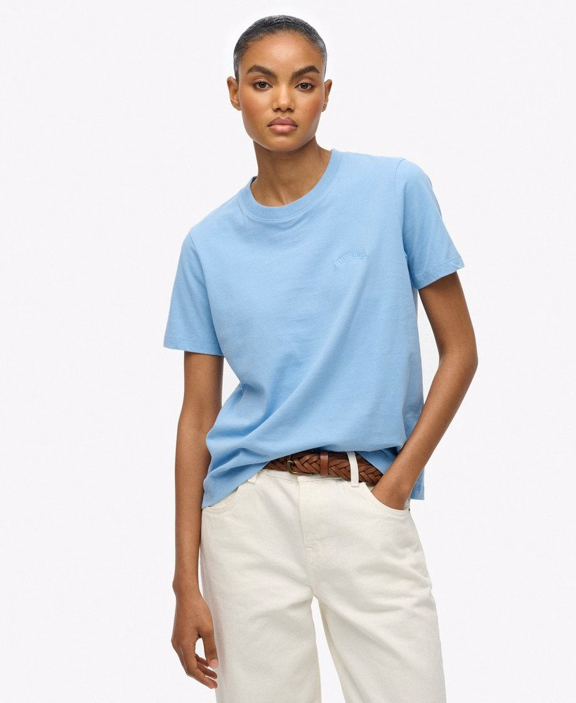 Camiseta Essential com Logo Bordado