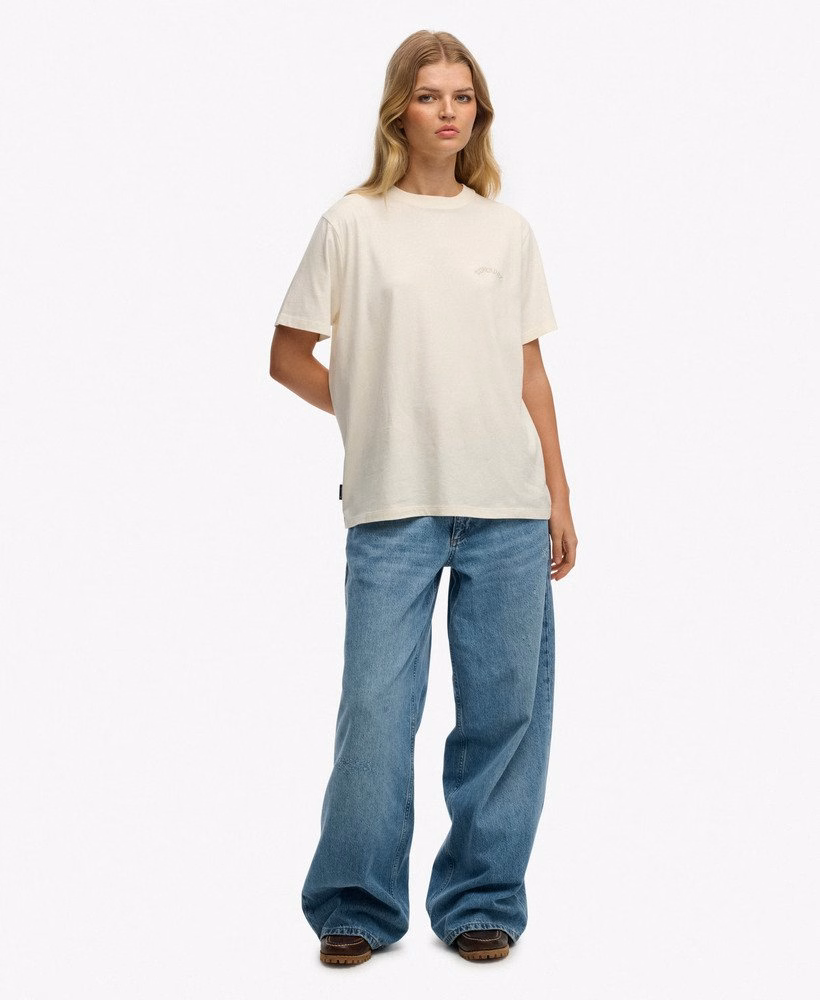 Camiseta folgada com logo essencial