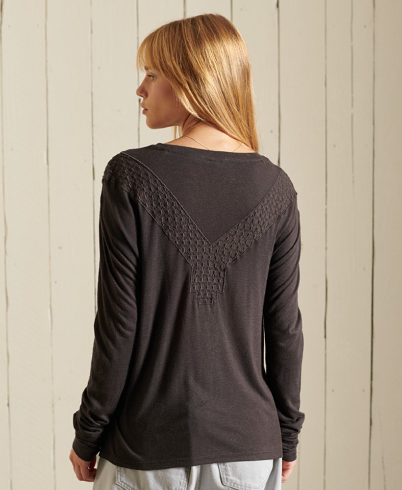 blusa de manga comprida rock lace em jersey na cor preto vintage