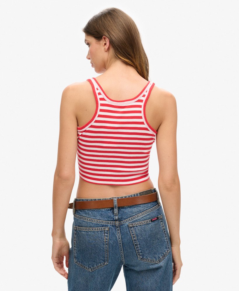 top cropped canelado vintage em algodão orgânico com listras vermelhas vibrantes.