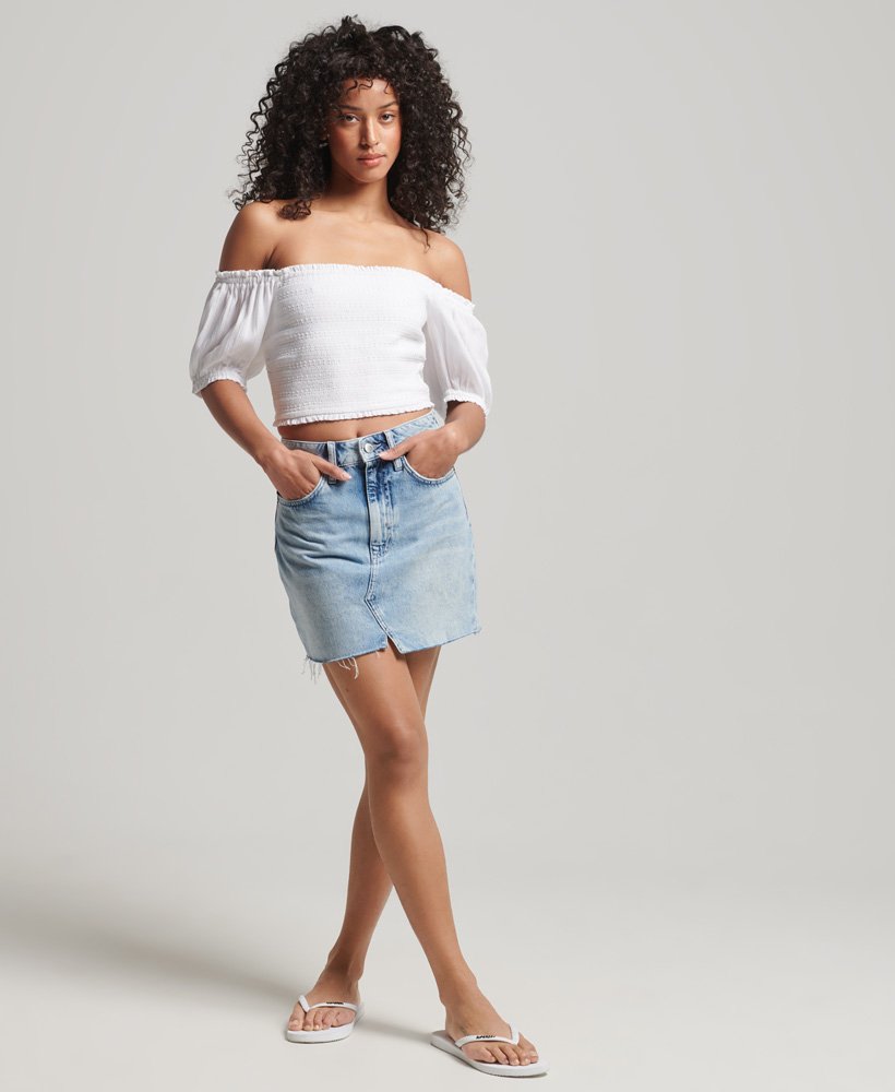 top cropped vintage com detalhes franzidos em branco brilhante.