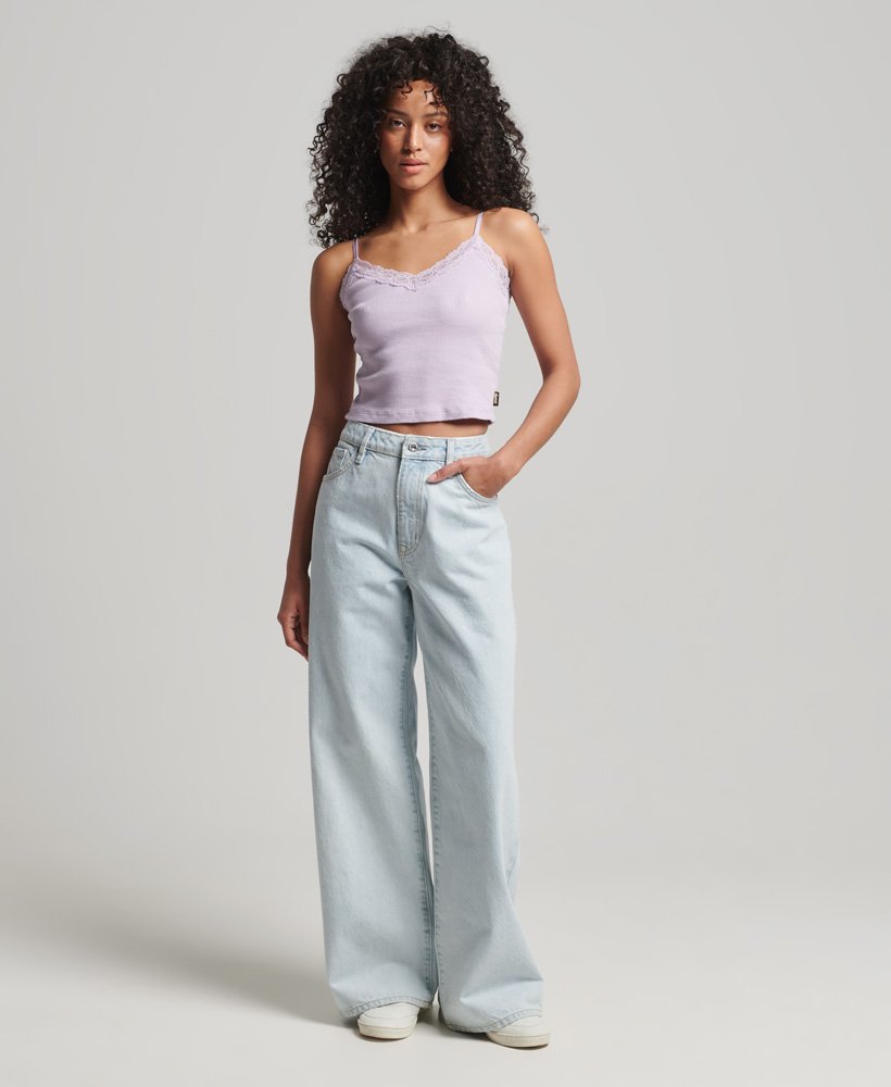 top de alças vintage mini com renda canelada na cor violeta palma.