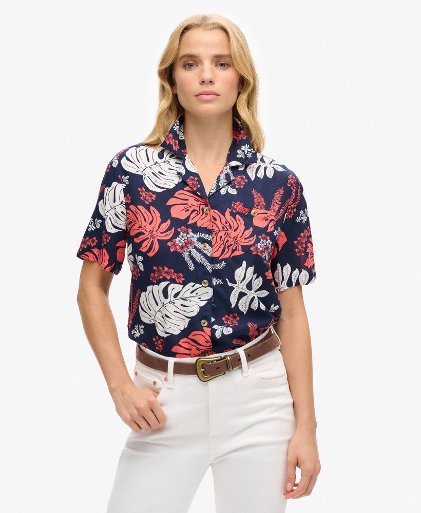 camisa estilo resort de praia na cor azul marinho havaiano