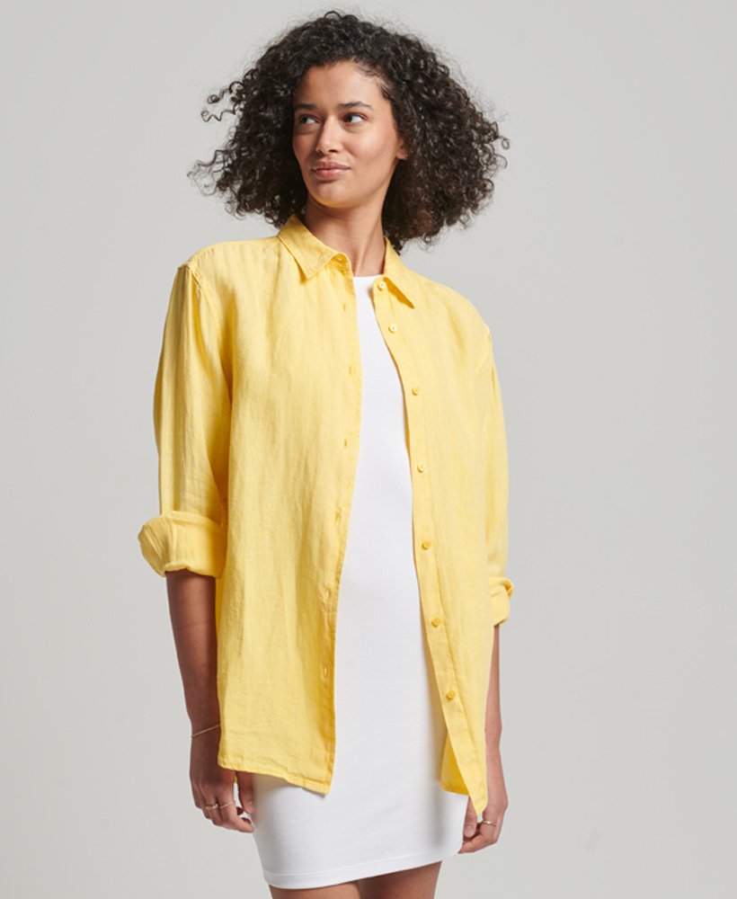 camisa boyfriend casual de linho na cor laranja mimosa.