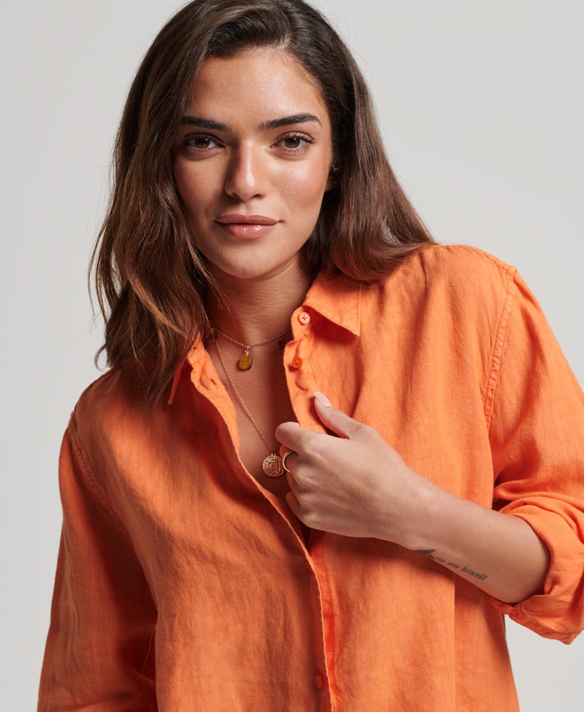 camisa boyfriend casual de linho na cor laranja jaffa