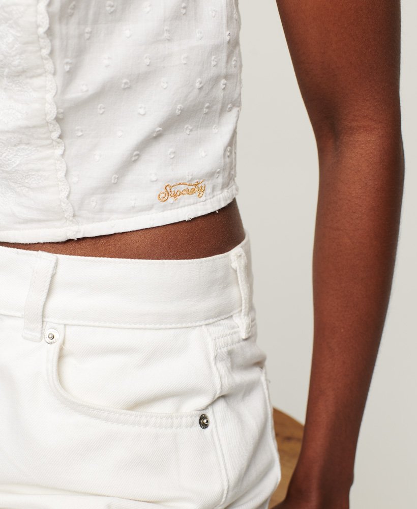 blusa regata vintage bordada na cor branca.