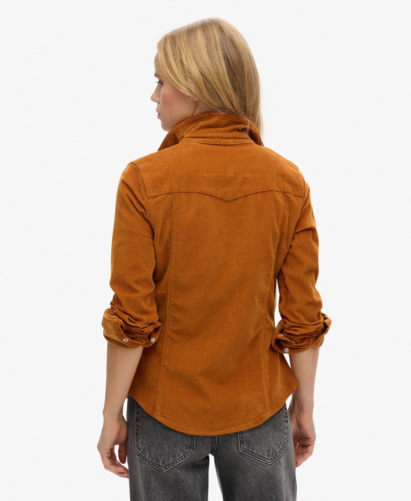 camisa western de veludo cotelê em tom bege vibrante