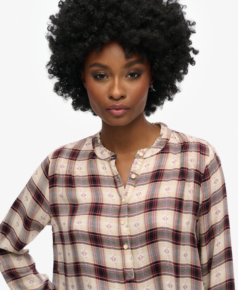blusa xadrez de manga comprida em jacquard vermelho.