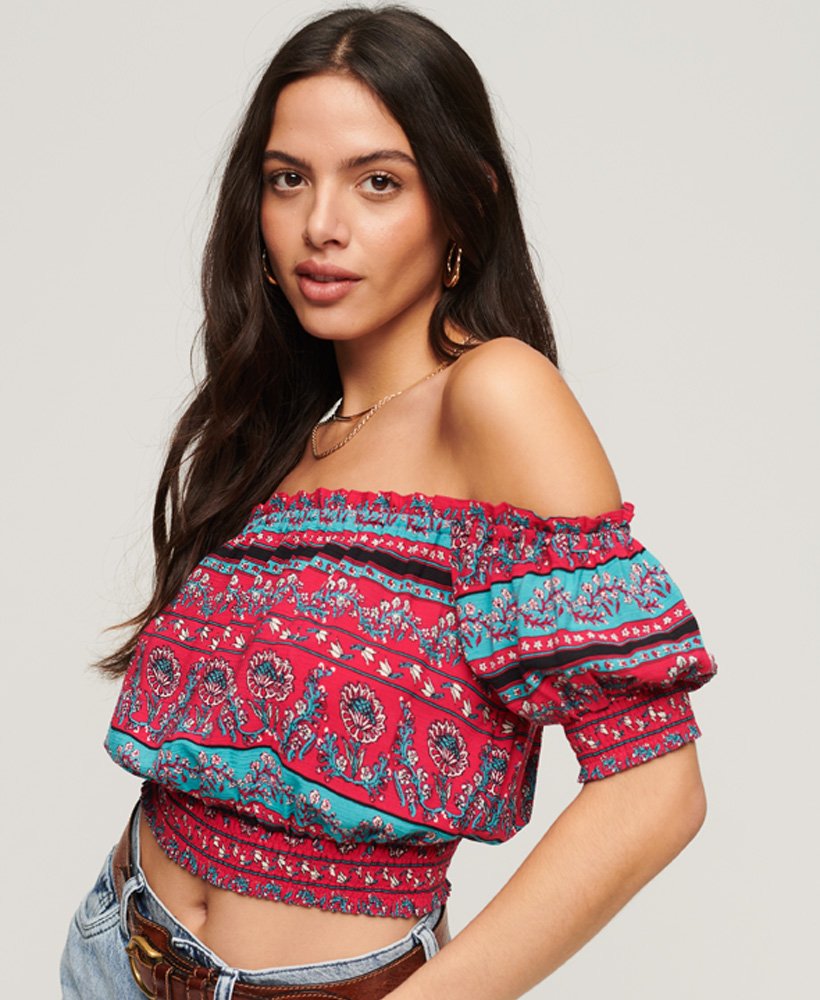 top cropped de manga curta com detalhe franzido em estampa paisley rosa paris.