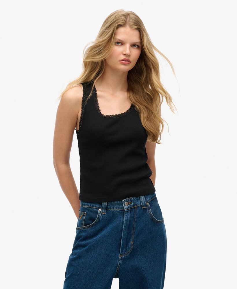 regata athletic essentials vintage com detalhe em renda na cor preta