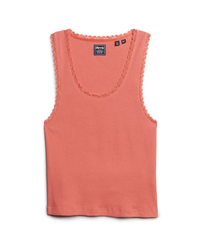regata esportiva vintage com detalhes em renda na cor coral pêssego.