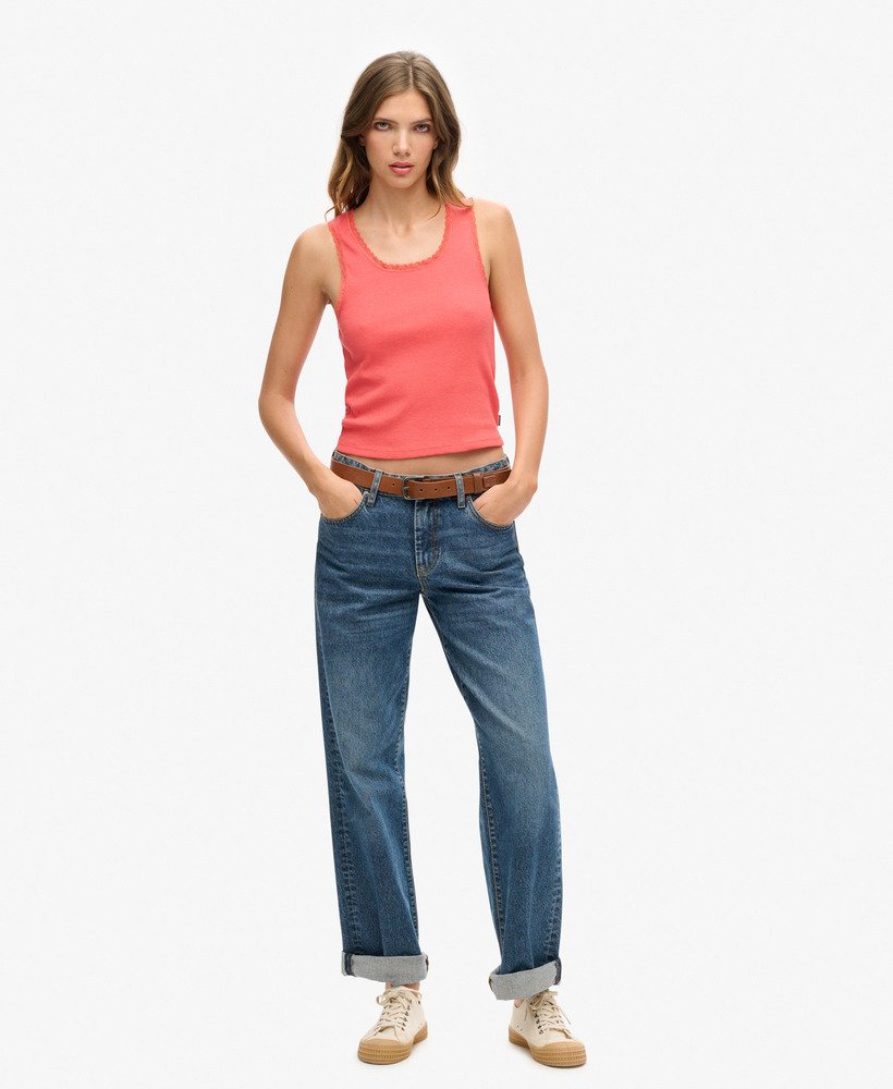regata athletic essentials vintage com detalhe em renda na coral mesclada verão