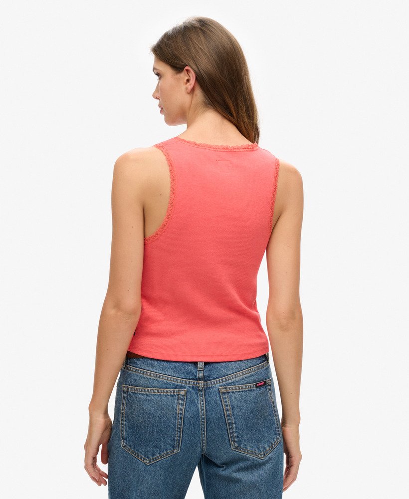 regata athletic essentials vintage com detalhe em renda na coral mesclada verão