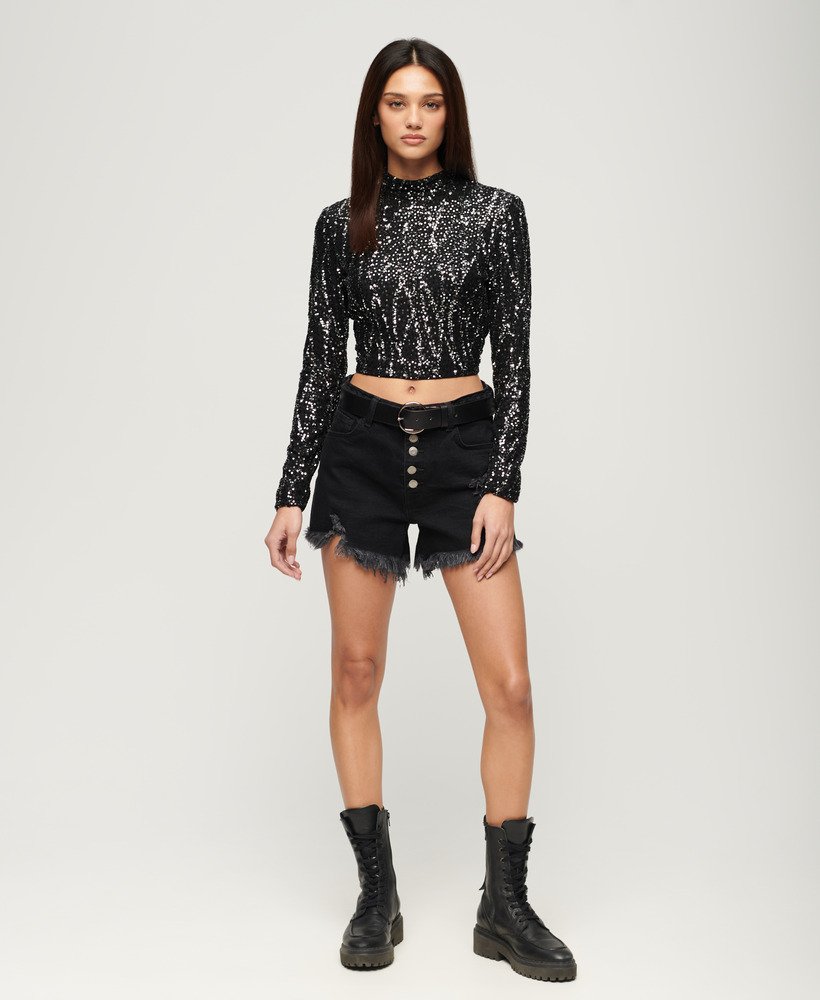 top cropped de manga comprida com lantejoulas pretas.