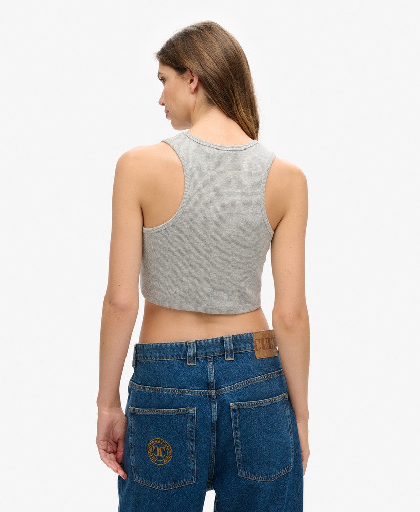 regata cropped athletic essentials waffle na cor cinza mesclado