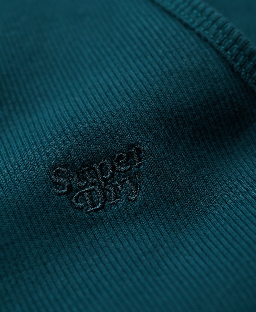 regata esportiva essential logo racer na cor verde pinho escuro