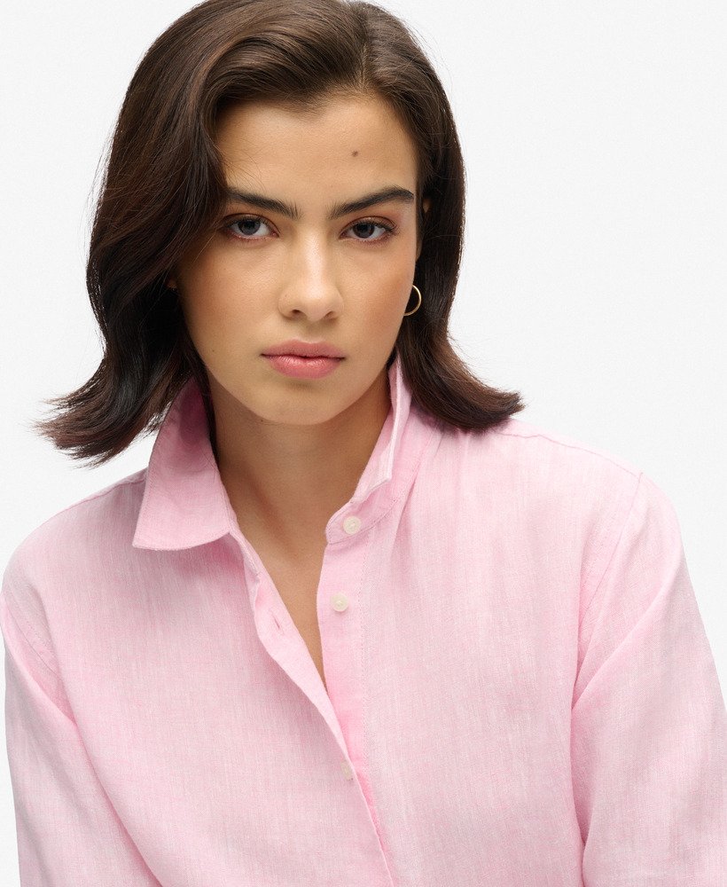 camisa boyfriend casual de linho na cor rosa lilás.